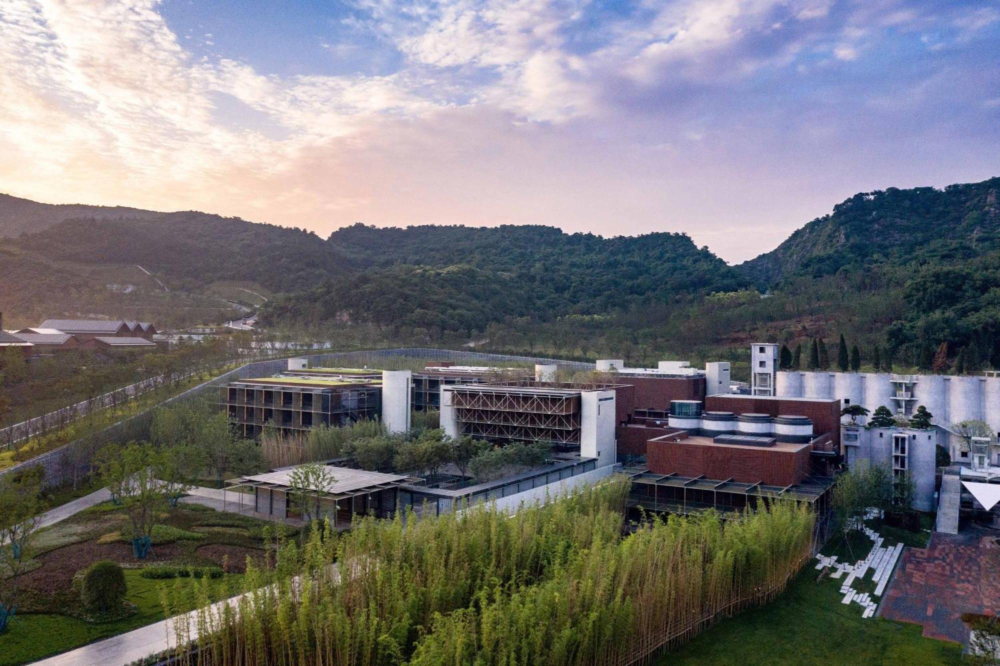 Nanjing, Jiangning, Autograph Collection Hotel Nanjing  Exterior photo